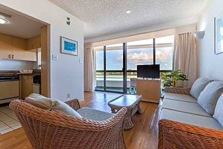 Tropical Suite Room