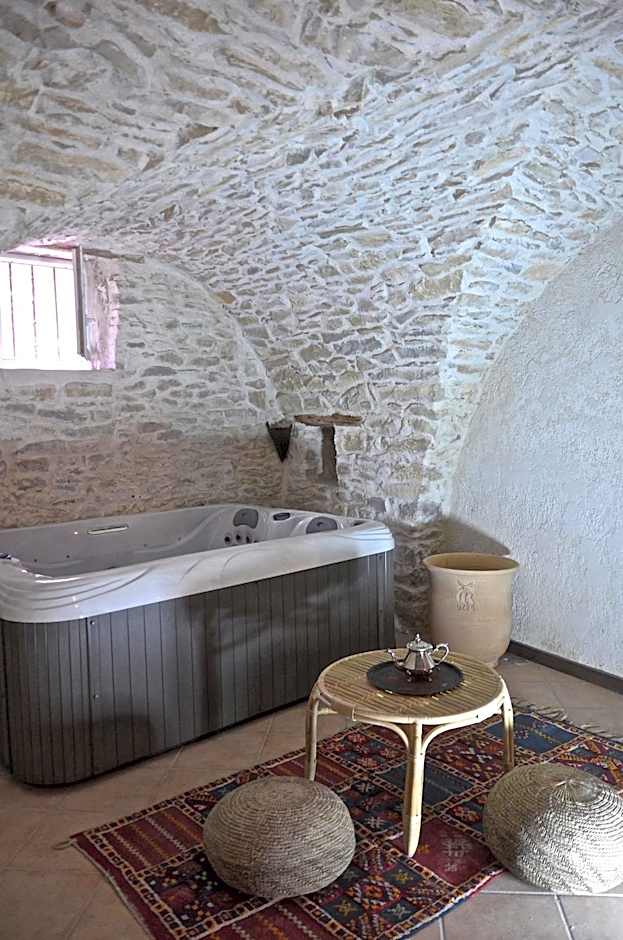 LOCUS AMOENUS
