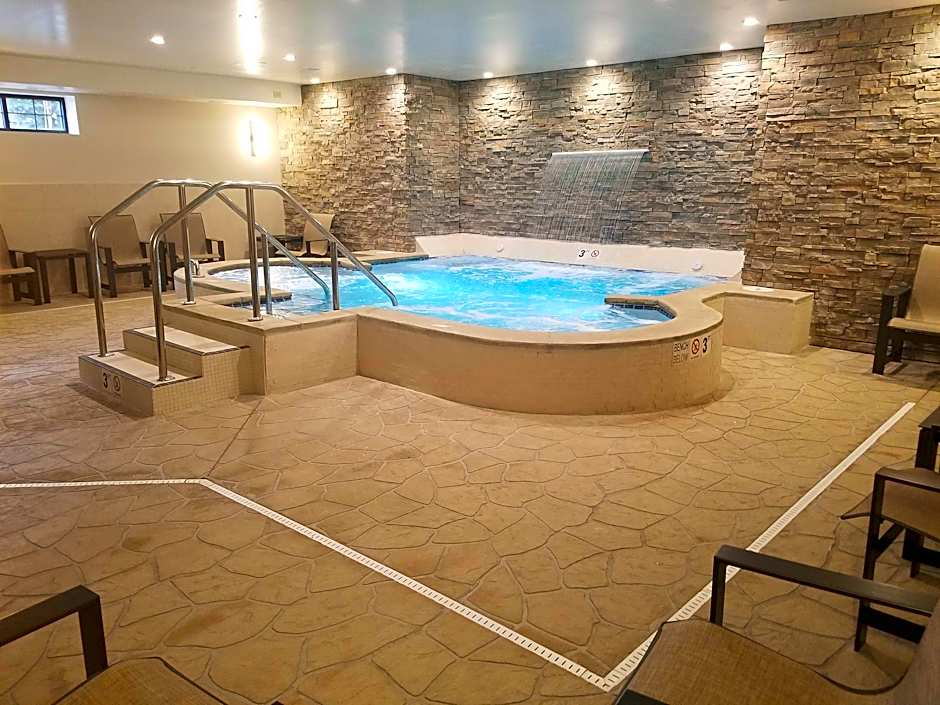 Best Western Plus Superior Inn