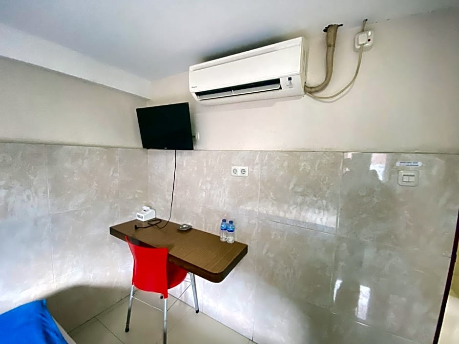 Penginapan Star Ambon Mitra RedDoorz