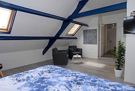 Deluxe Double Room with Bath