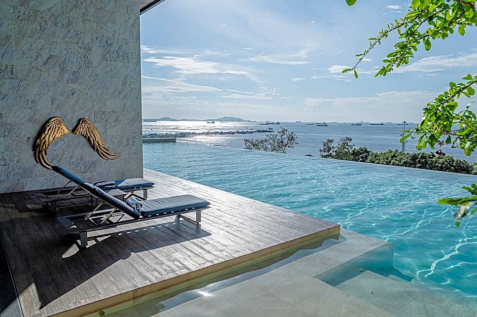 Oakwood Hotel & Residence Sri Racha