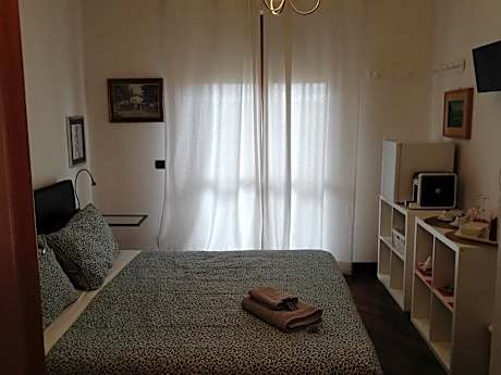 Double Room with Private External Bathroom