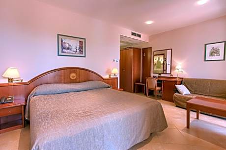 Double Room with Terrace and Sea View