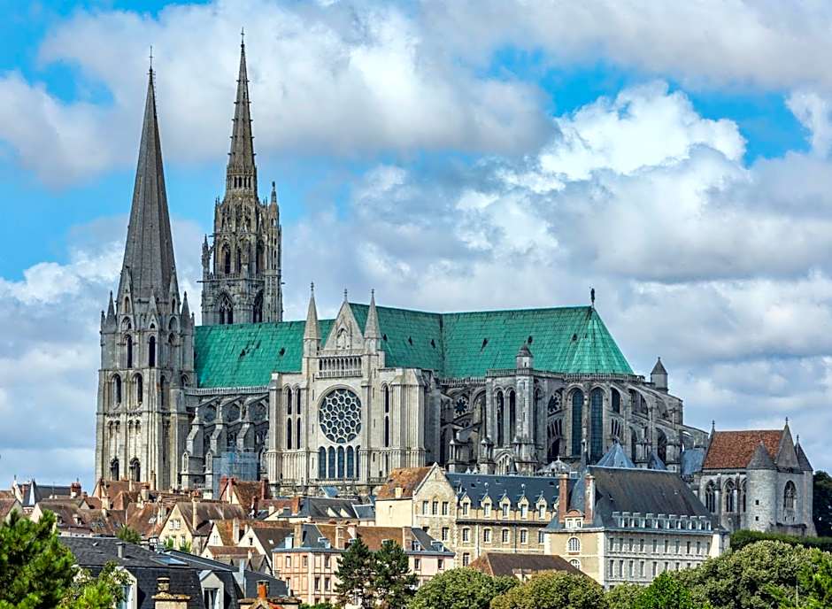 Mercure Maintenon