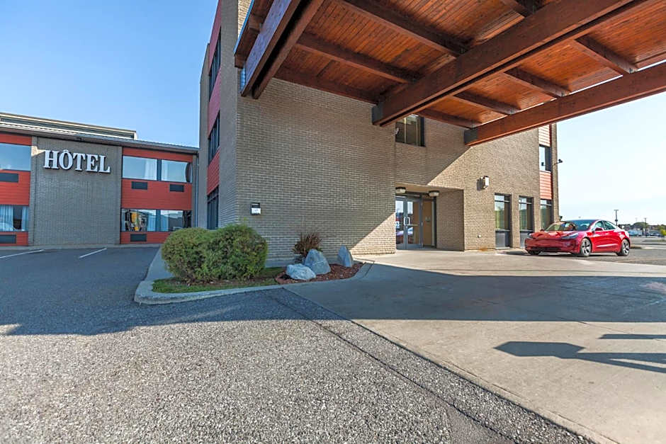 Le Dauphin St-Hyacinthe