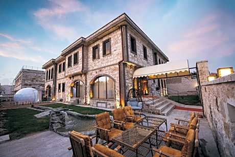 Ahiyan Hotel
