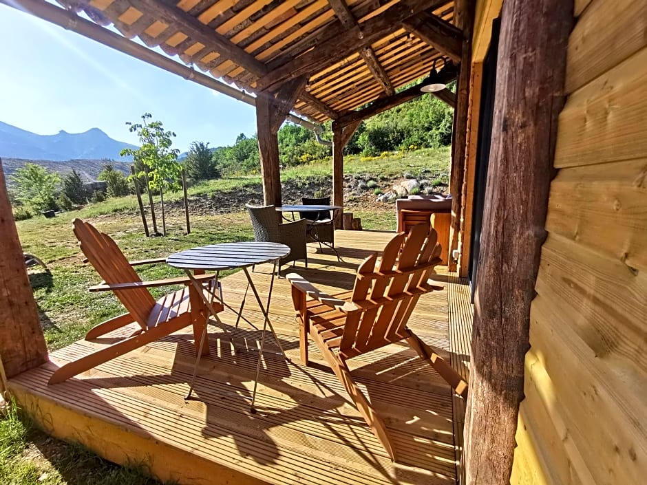 La Peyregoune, logement en pleine nature et table d'hôtes