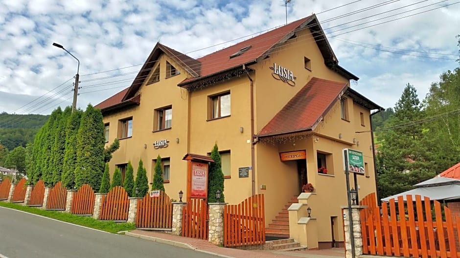 Willa Lusia – Wisla, IN