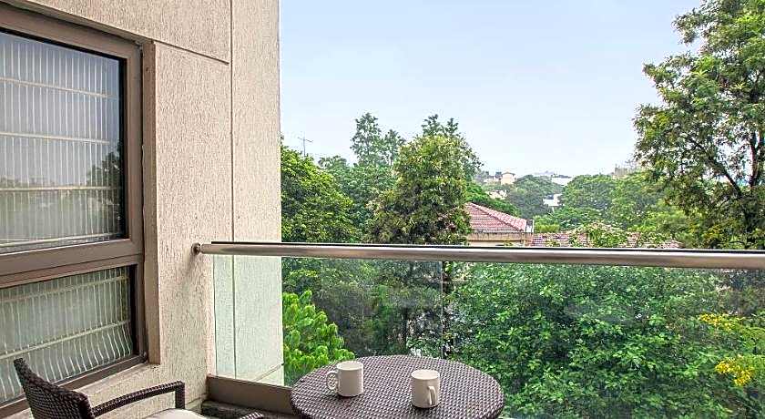 Oakwood Residence Naylor Road Pune