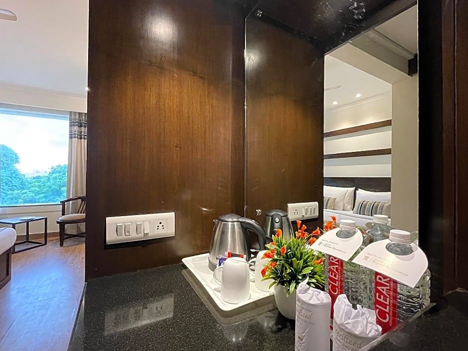 Hotel Royale Residency