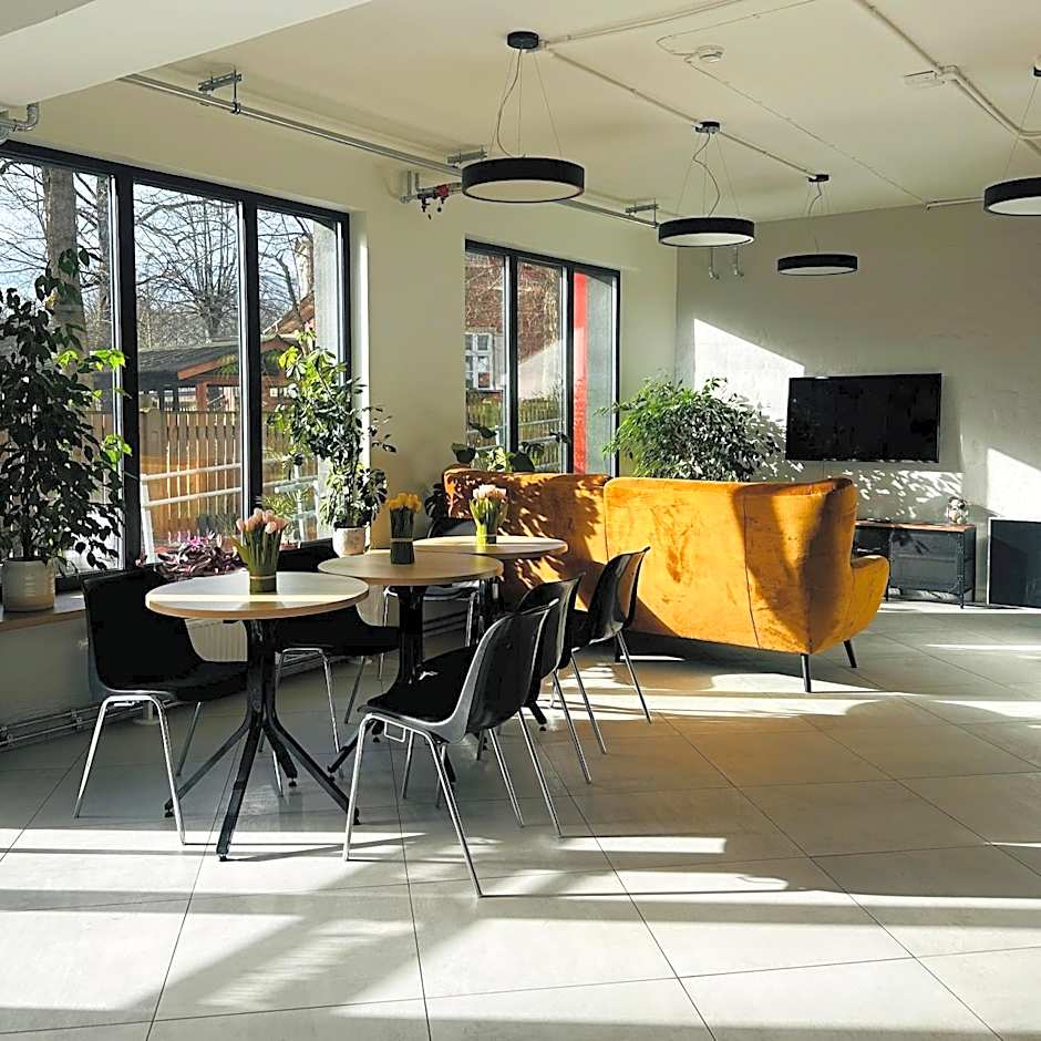 YouthMents - Student Hotel