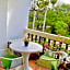 Surin Bay Inn (East Sun Properties Co., Ltd.)