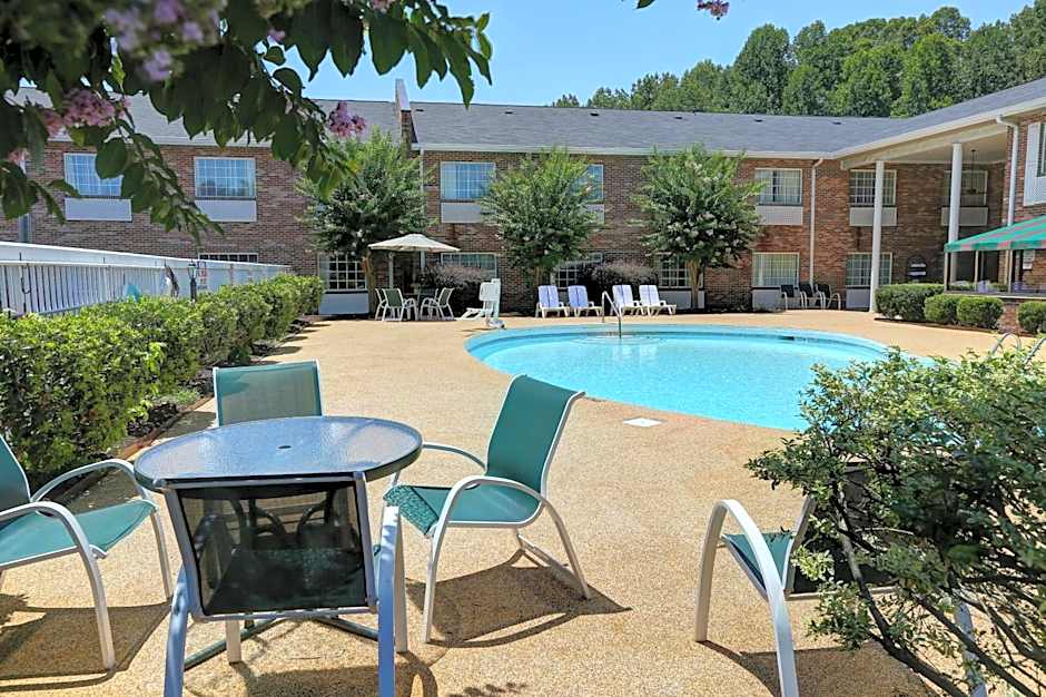 Country Inn & Suites by Radisson, Charlotte I-85 Airport, NC