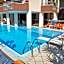 Hotel Cosmos