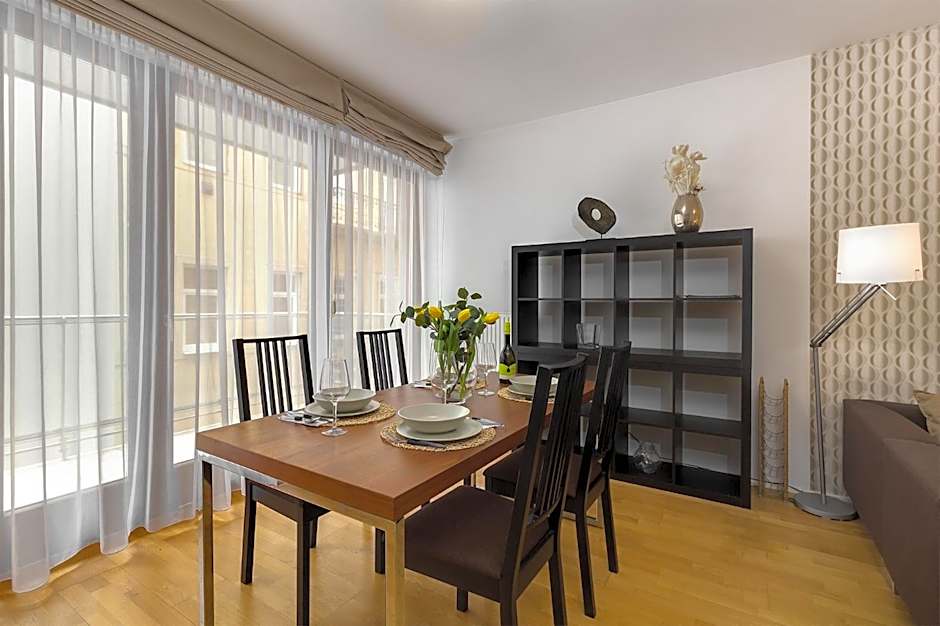 Quality Point Apartments 0-24 reception