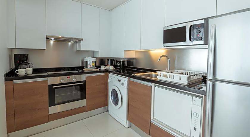 Oakwood Residence Sukhumvit 24 Hotel