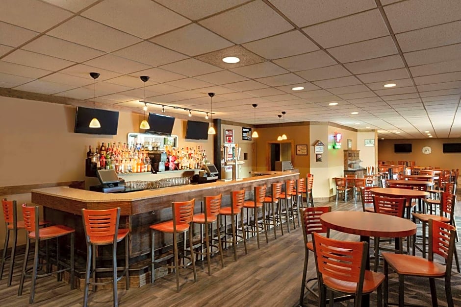Ramada by Wyndham Fargo