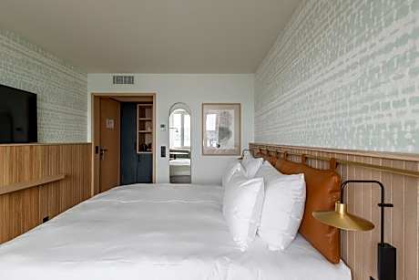 Superior Double Room Lake View