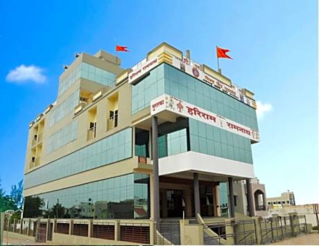 Hotel Hariram Tower