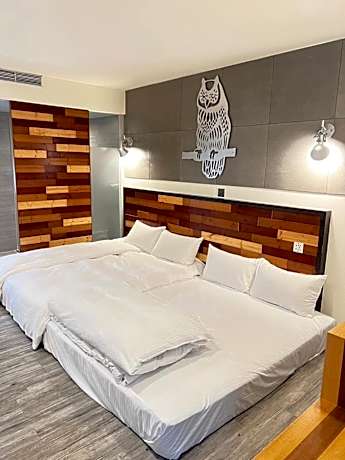 Japanese-Style Quadruple Room