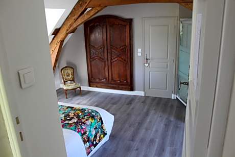 Suite with Garden View