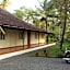 Palmgrove service villa