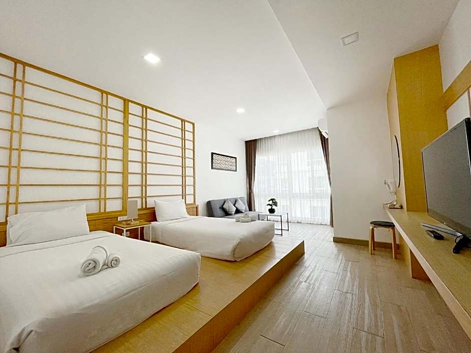 Photo 1 of 7 of Junior Japanese Style