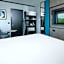 ibis Styles London Gatwick Airport