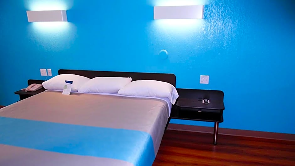 Motel 6-Irving, TX - Irving DFW Airport East