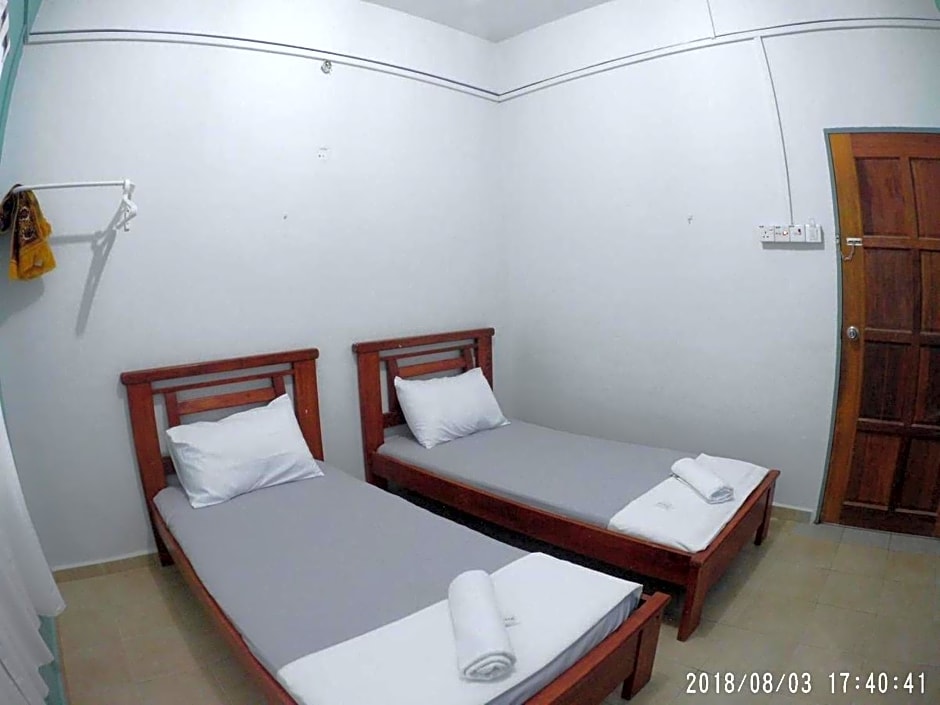 OYO 90116 Fbs Inn Hotel