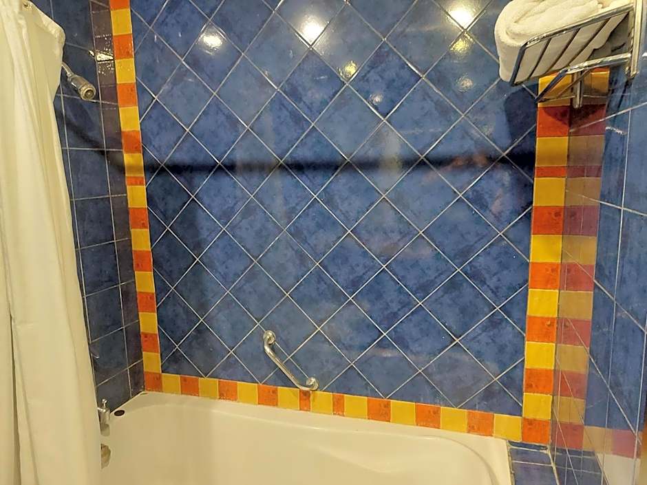 فندق بورتو مارينا - غرفة فندقية بخدمة فندقية