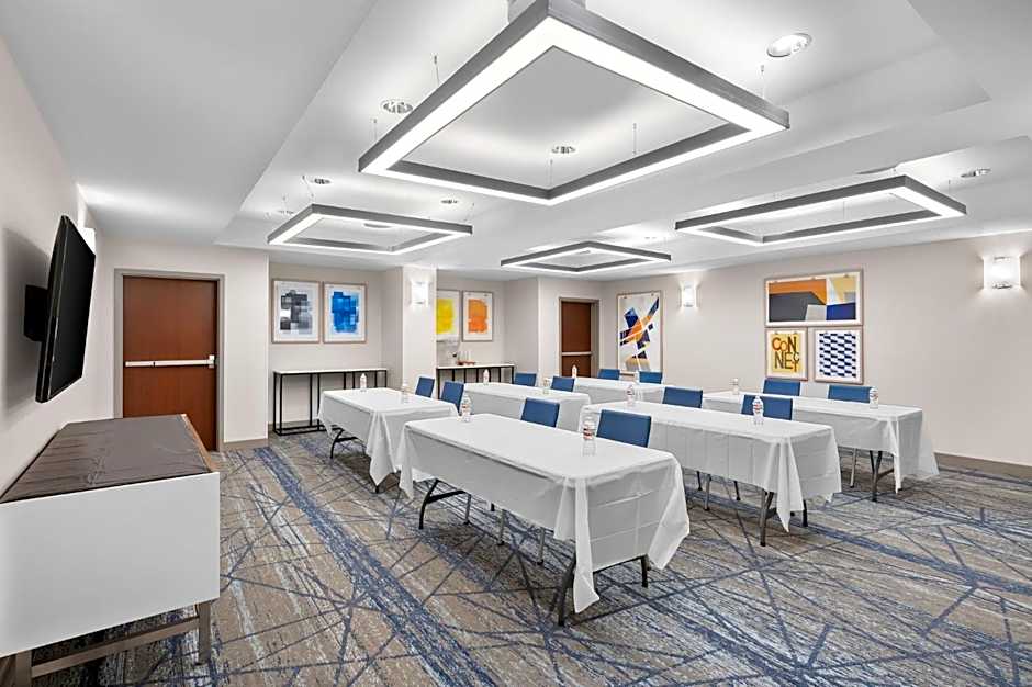 Holiday Inn Express Hotel And Suites Morrilton By IHG