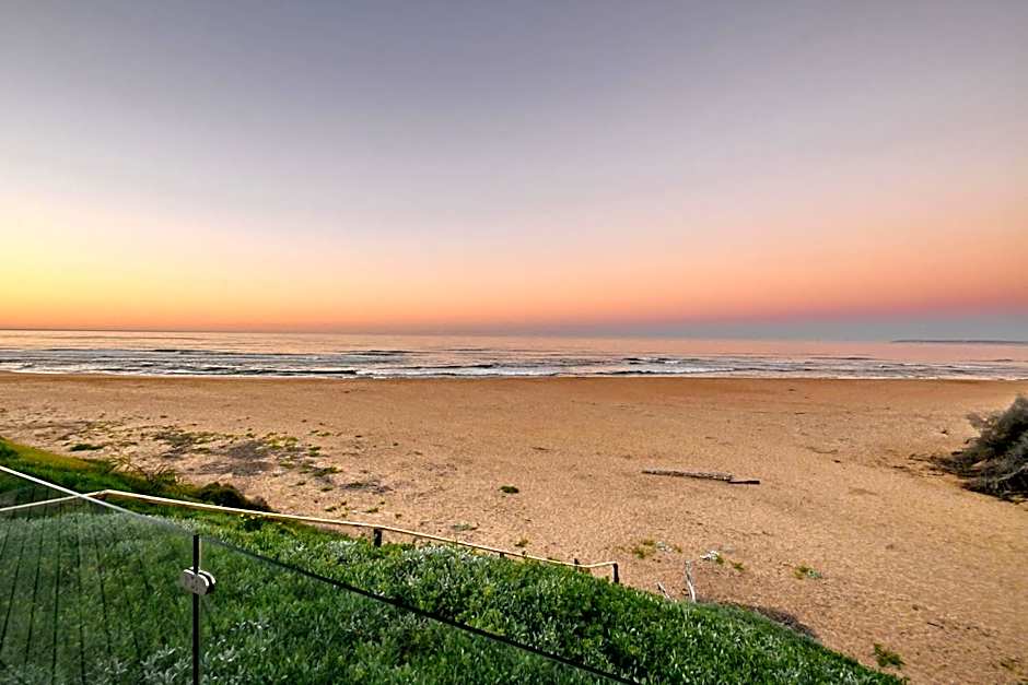At Last Glentana Beach Manor