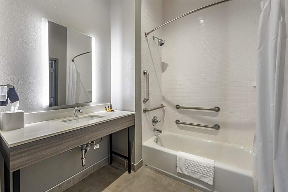 Best Western Plus Lawrenceburg