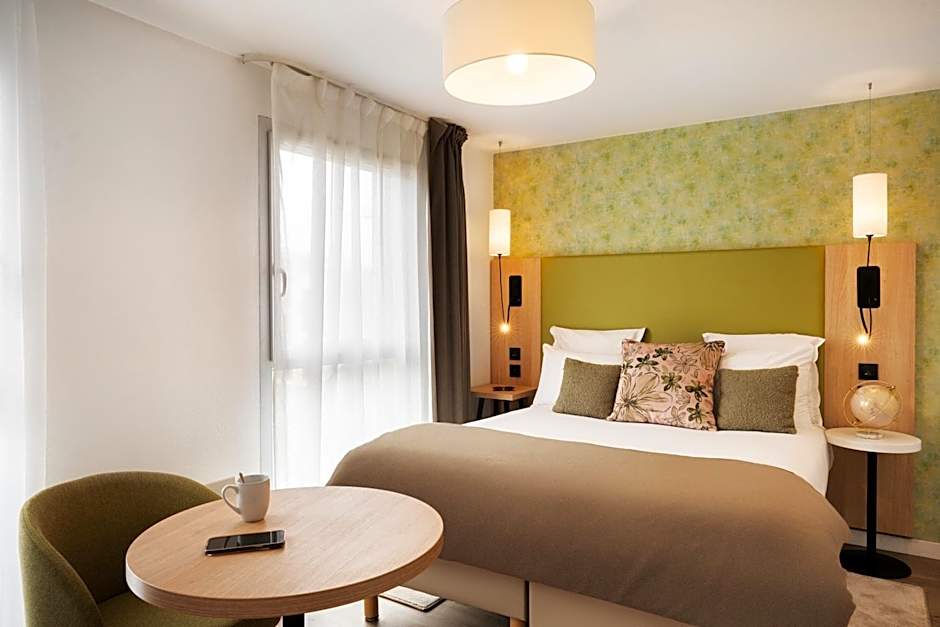 Sejours and  Affaires Paris-Malakoff