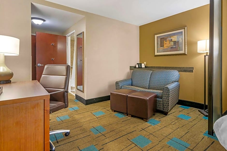 Comfort Suites near MCAS Beaufort