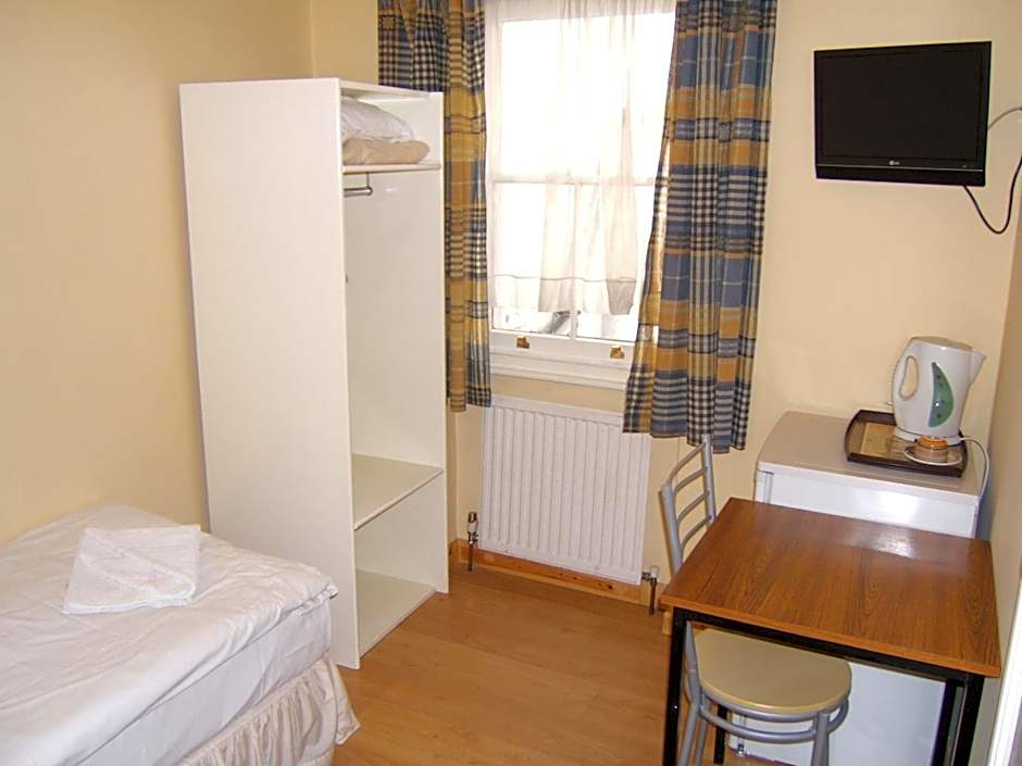 Dolphin Inn - The Lodge