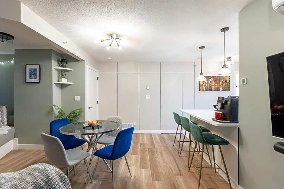 Condo in Downtown Vancouver - Near Rogers Arena