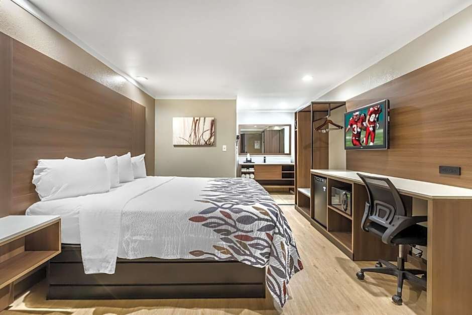 Red Roof Inn Raleigh Northeast - Downtown