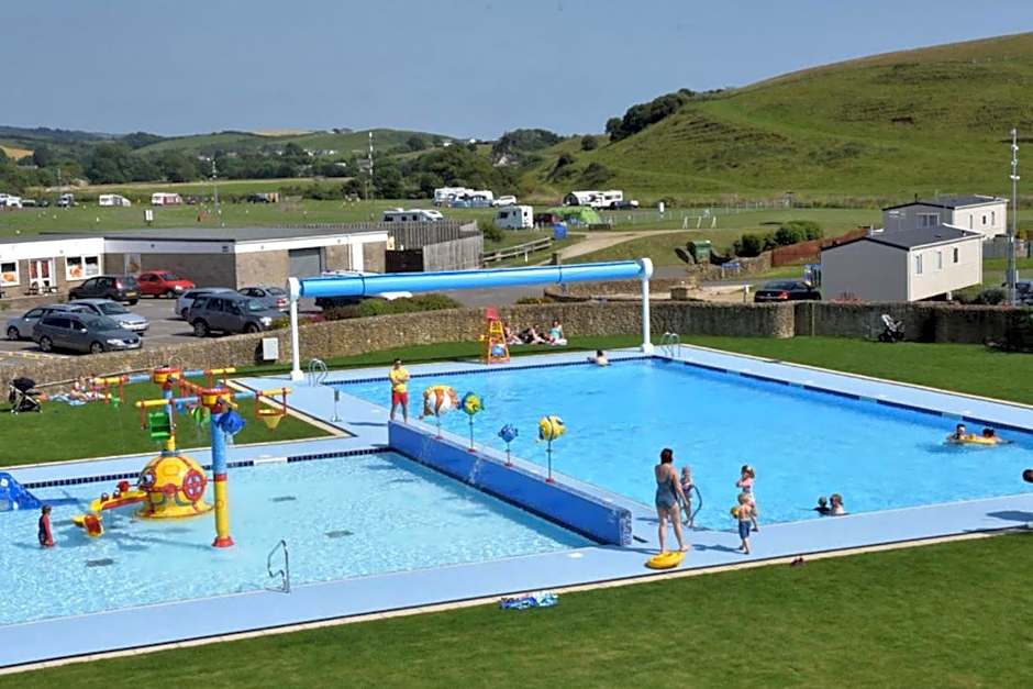 FRESHWATER BEACH HOLIDAY HOME