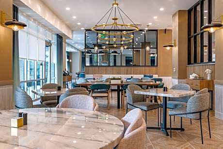 Cambria Hotel Columbia Downtown the Vista