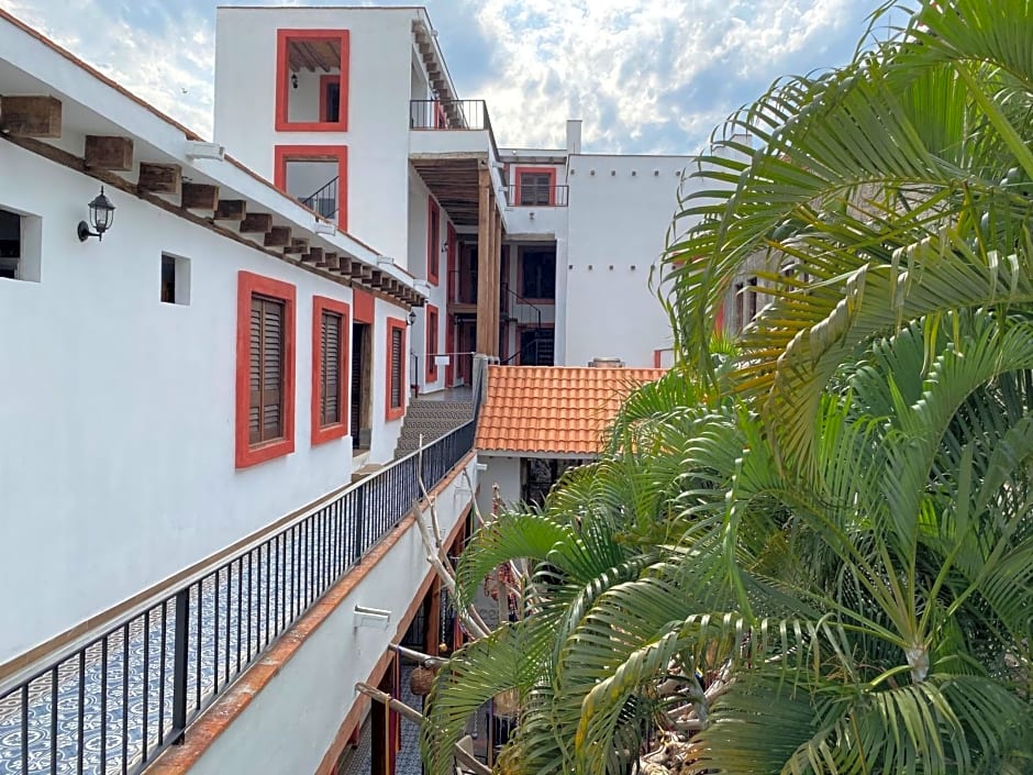 Hotel Raices de Mar