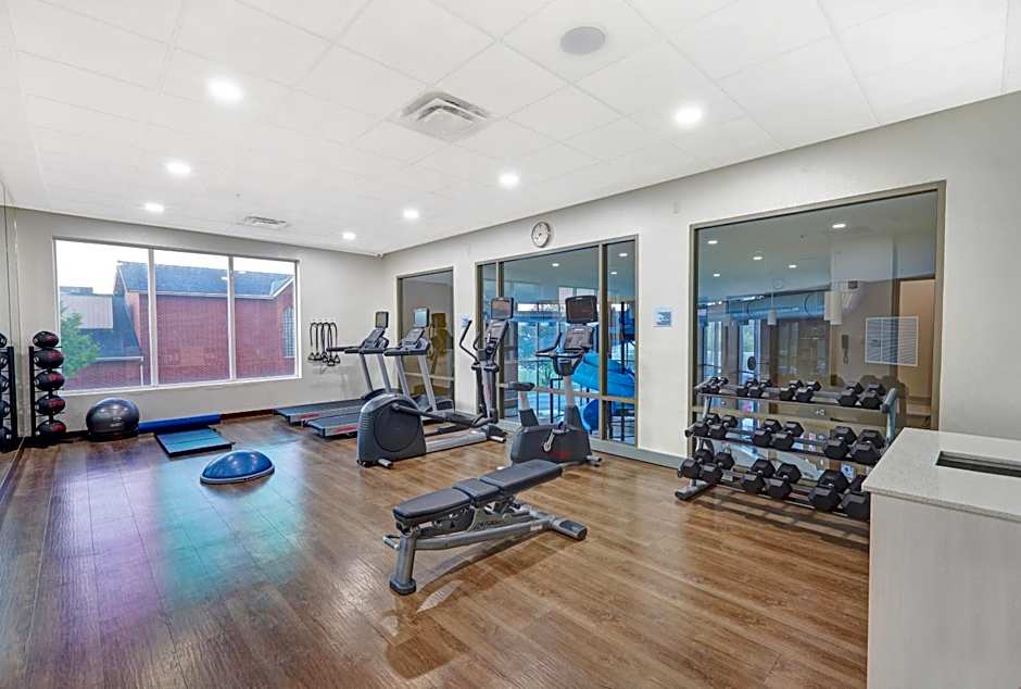 Holiday Inn Express Hotel & Suites - Woodstock By IHG