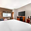 Comfort Inn & Suites North Greenfield