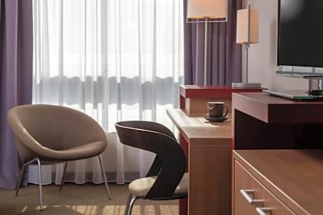 Premium 2 Queen Beds
