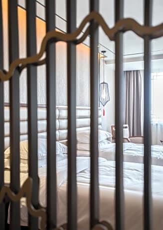 Deluxe Twin Room - Non-Smoking