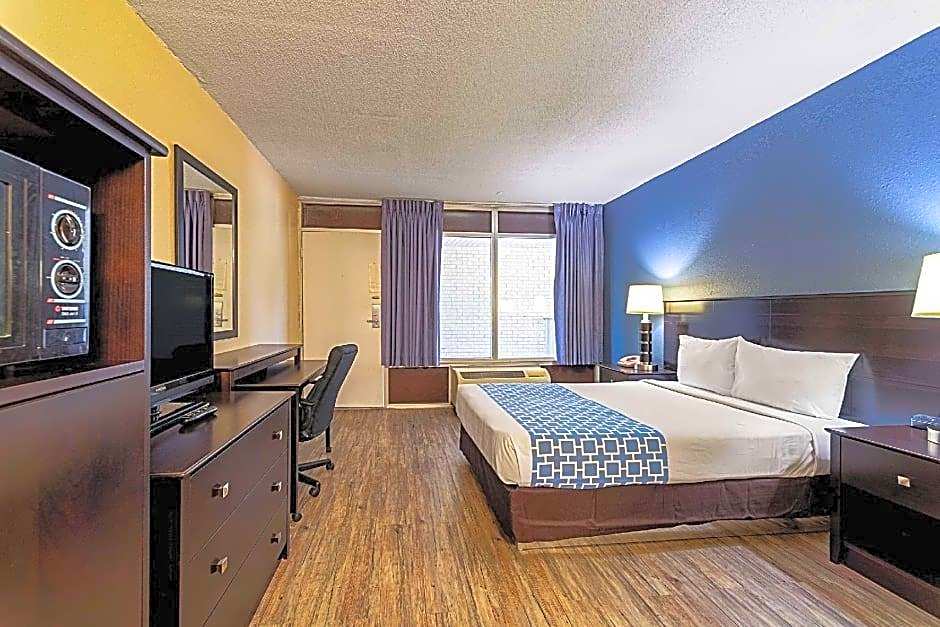 Motel 6 Effingham, IL
