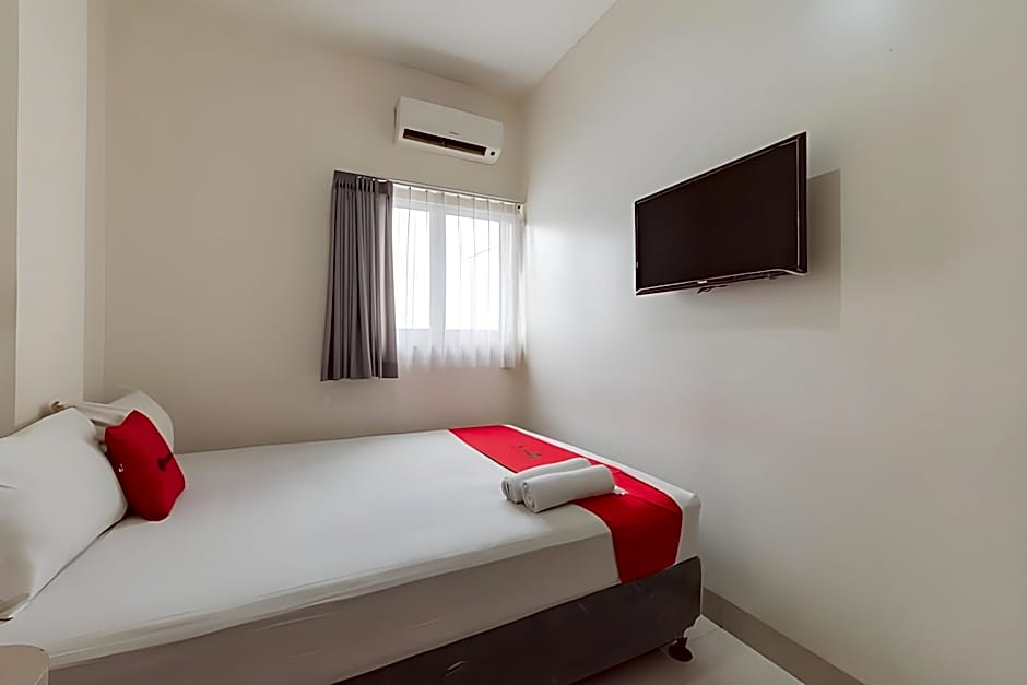 RedDoorz @ Malabar Street