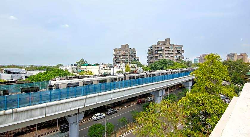 The Grand Orion - Kailash Colony